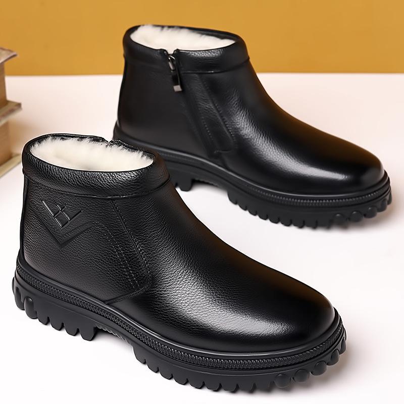 Winter Warm and Piled Thickened Wool Fur Integrated First Layer Cowhide Cotton Shoes Men's Northeast Large Size Cotton Leather Shoes Men's