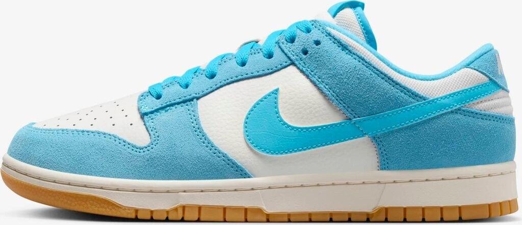 Nike Dunk Low Retro SE Sneakers