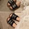 Sapatos de mulher – Pantufas para mulheres