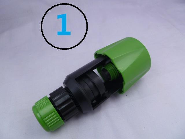

Faucet Connector One Size чорний