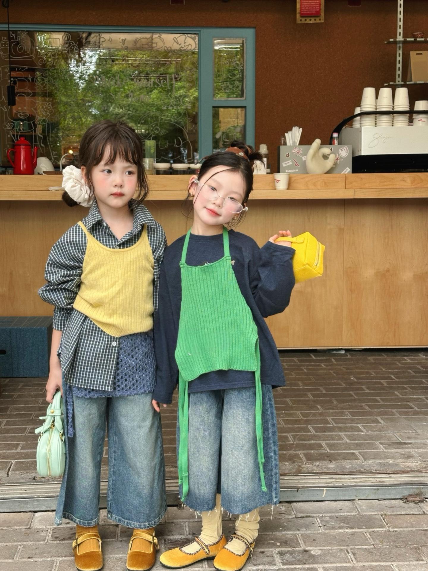 

Girls Korean Layered Set: Autumn 2025 Tie-Up Vest, Checkered Shirt, Loose Jeans 120cm