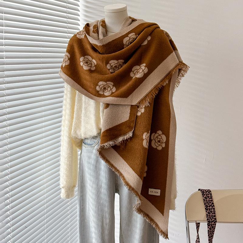 Luxus Damen Weicher Winter Kaschmir Dreiecksschal Mode Kamelie Warmer Schal Und Wickel Bandana Pashmina Damen Schals