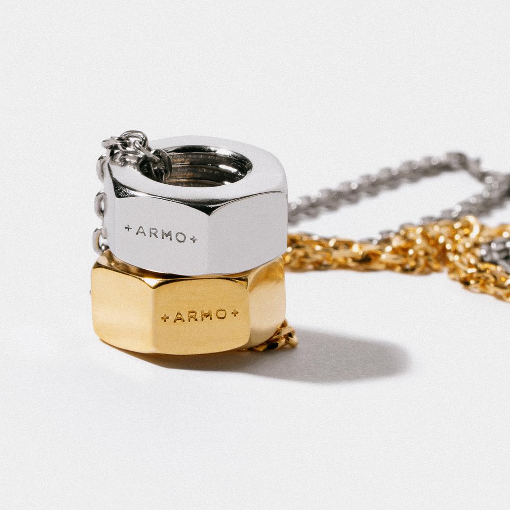 Armo N01 Nut Necklace (Silver, Gold)