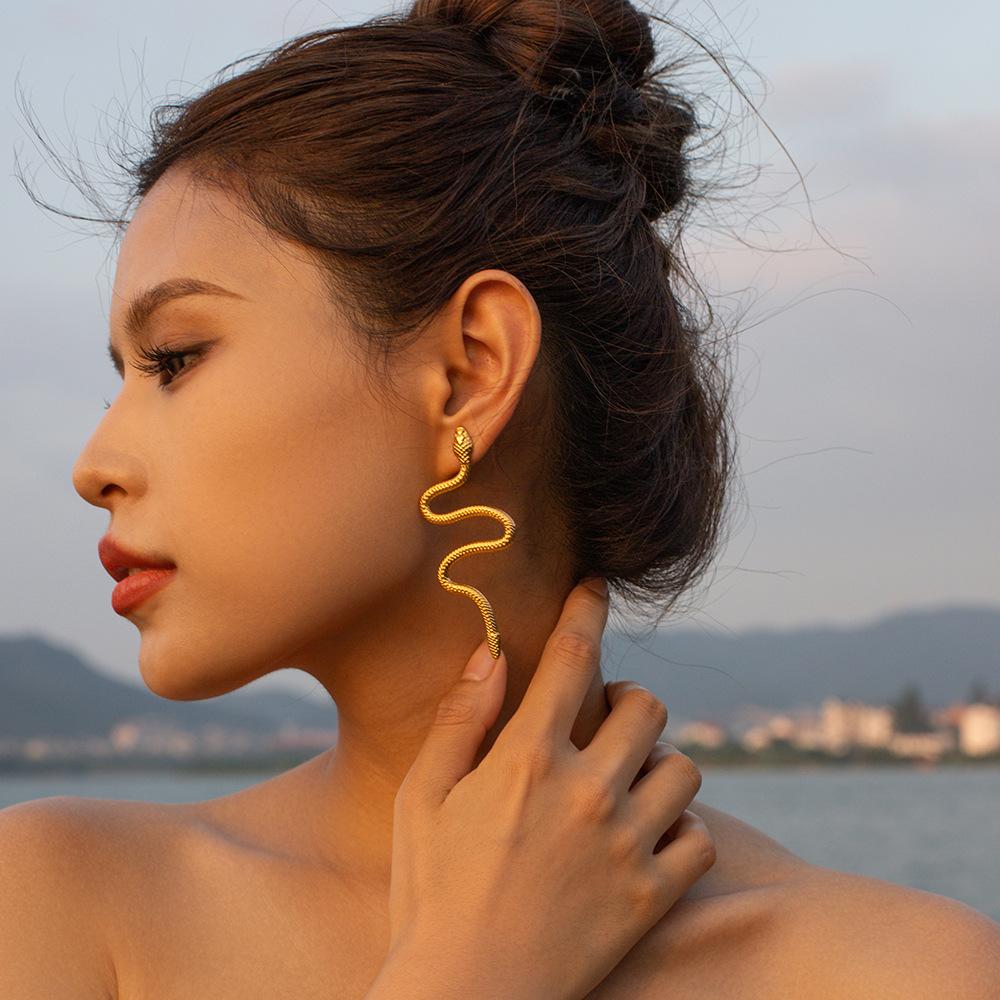 

Креативные серьги-подвески в виде змеи, сексуальные, милые, стильные украшения, аксессуары для ночного клуба и карнавала золотой