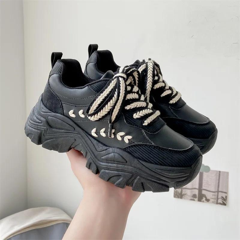 Women's Autumn Running Shoes 2025 New Fashion Platform Lace Up Vulcanize Shoes Wedges Anti Slip Ladies Sneakers Tenis De Mujer