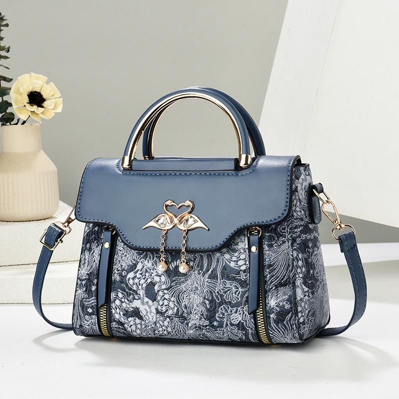 2025 Trendy Women's Korean Style Diamond Pattern Small Crossbody Handbag