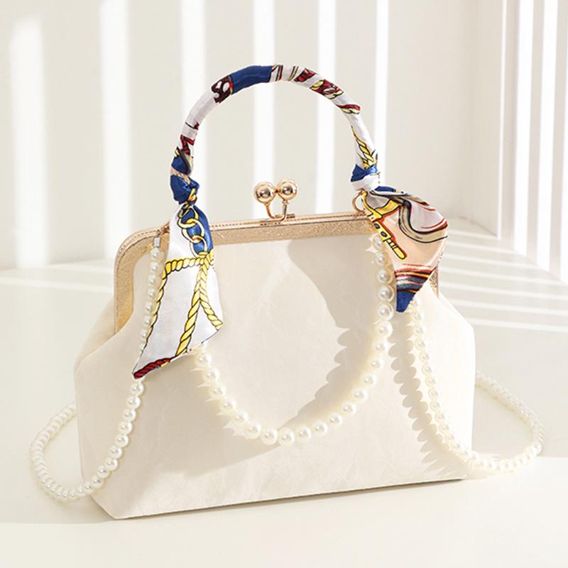 Shell Small Square Bag New Women's Bag One Shoulder Crossbody Pearl Bag Simple and Elegant Hanfu Versatile Evening Bag