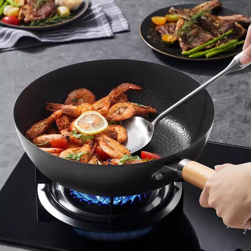 Chui Da Huang 28CM Forged Non-Stick Frying Pan