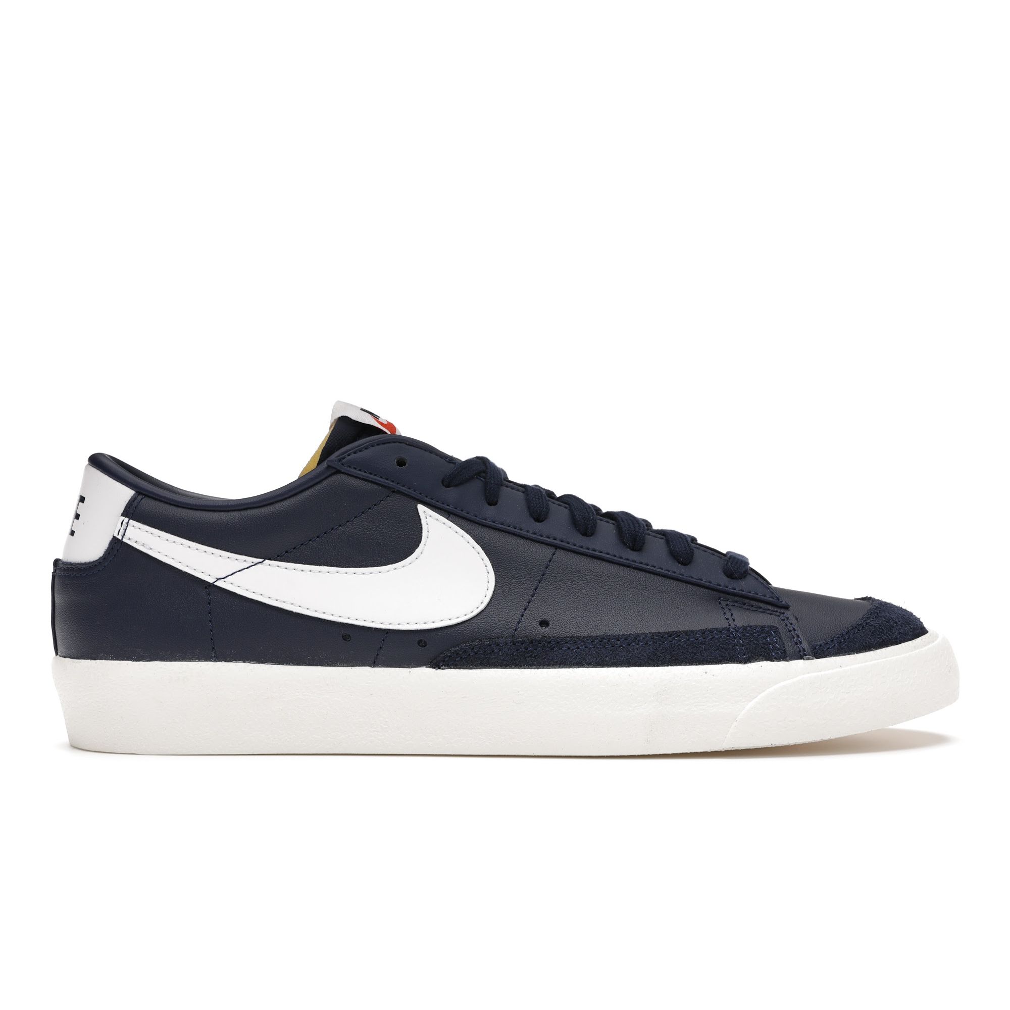 

Кроссовки унисекс Nike Blazer Low 77 Vintage Midnight Navy Blue White DA6364-400