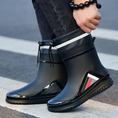 Neue Mode Regenstiefel für Herren Mid-calf Rutschfest Wasserdicht Regenstiefel Autowaschen Angeln Freizeit Arbeit Gummischuhe mit Baumwolle