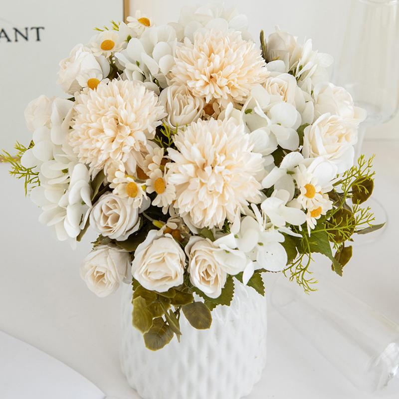 1Pc Artificial Flowers Wedding Home Bedroom Decoration Bridal Bouquet Garden Fake Silk Chamomile