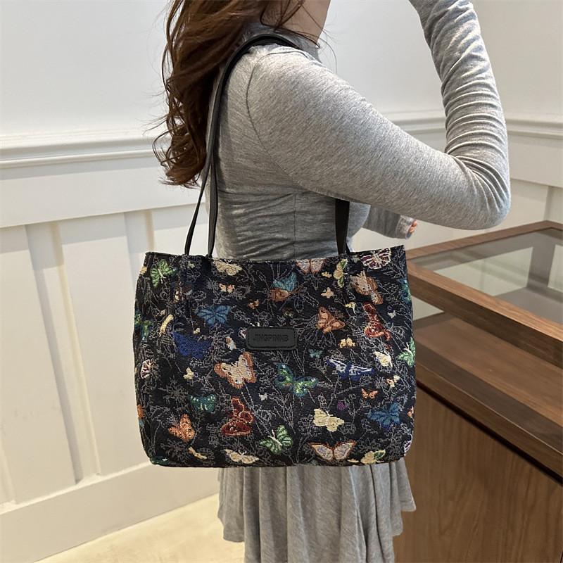 Chic Street Style Canvas Tote Bag For Girls Featuring Soft Durable Material