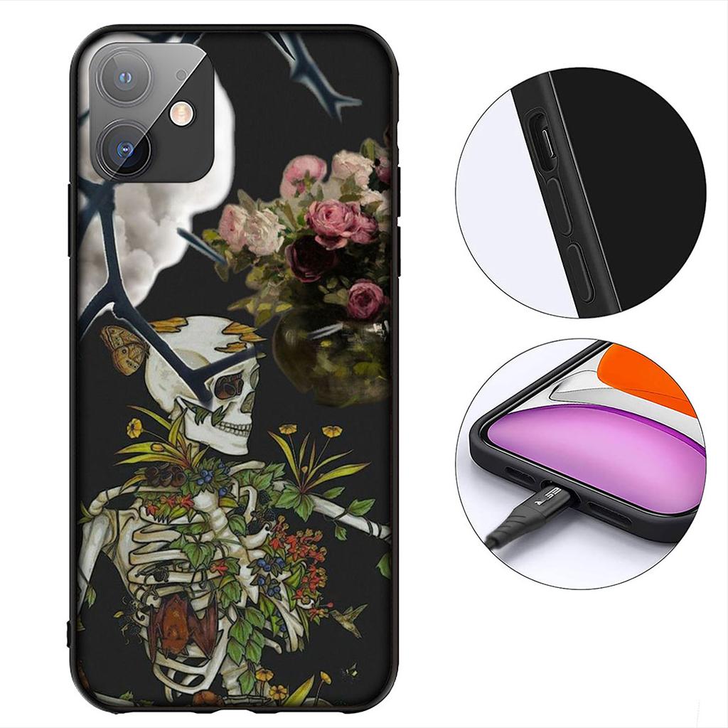 Little Ghost with Halloweens Pumpkin Skull Phone Case for Samsung Galaxy Note 20 9 10 S8 S10 Lite S9 Plus A54 A53 A21S S10E A17