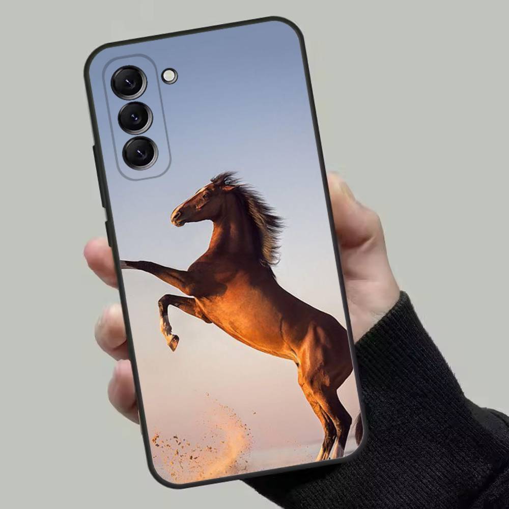 

Horse Animal Phone Case For Samsung Galaxy A13,A21s,A22,A31,A32,A52,A53,A71,A80,Soft Black Shell Samsung a31