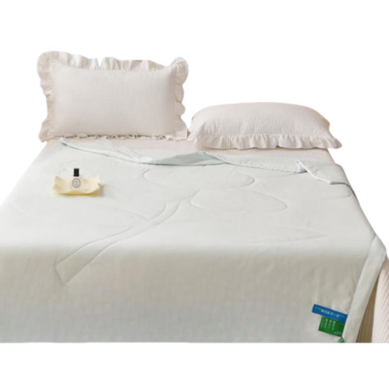 Bamboo Fiber Cooling Quilt