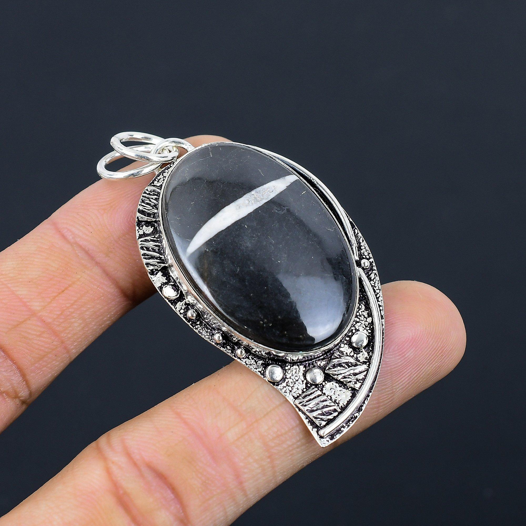 Friendship Day Deal Oval Chrysanthemum Stone Daughter Pendant Jewelry 925 Silver