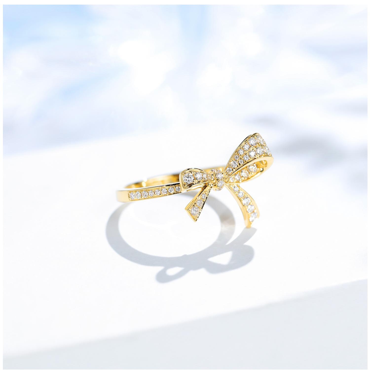 

Серия Flower Fairy Новое кольцо с квадратным бриллиантом Bow Ladder Красивое роскошное кольцо с имитацией бриллианта Темперамент для женщин No. 10