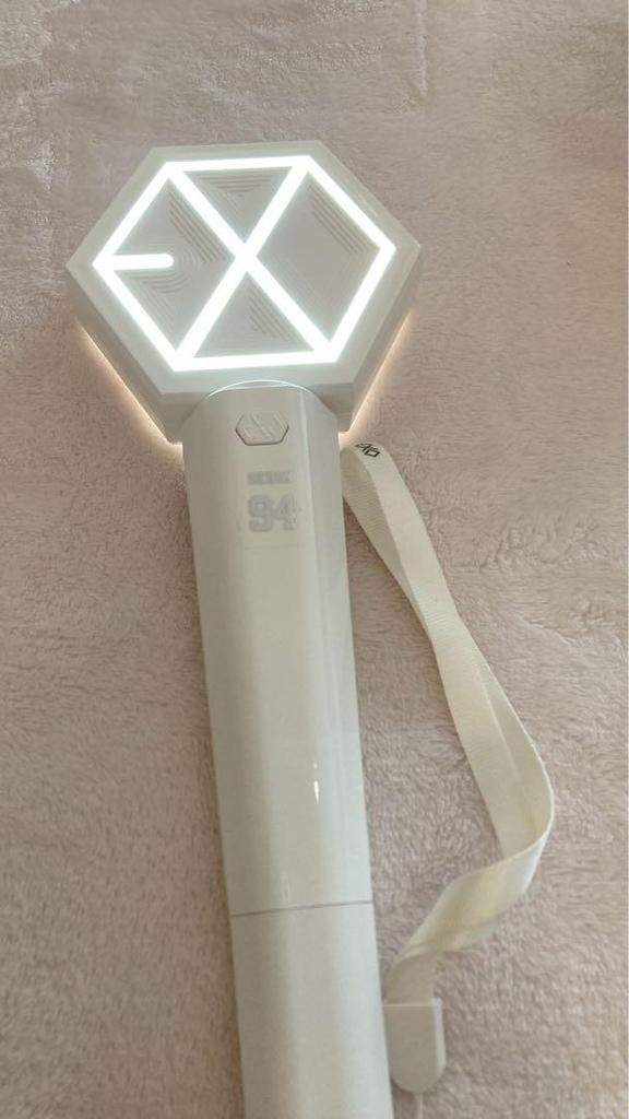 [USED] EXO Light Stick ver.2 (Includes accessories) Lights up