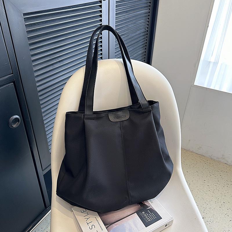 2025 Autumn New Canvas Lazy Wind Tote Bag Polyester Durable Work Large Capacity Armpit Bag Women