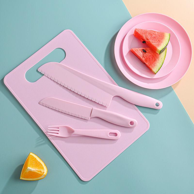 Non-slip Plastic Kitchen Knife for Cutting Fruits, Knife Set for Chopping Vegetables, Chopping Board, and Baby Food Set.