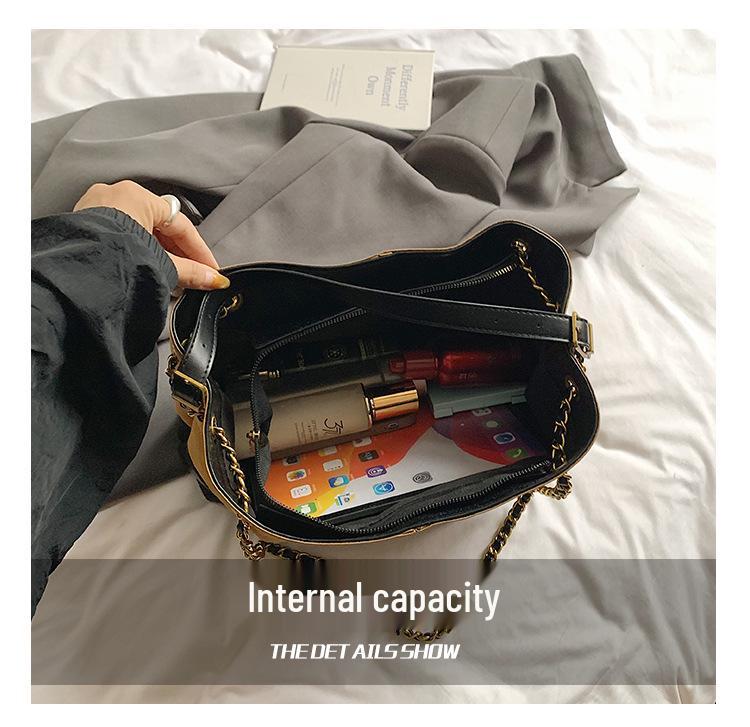 2025 New Women's High-End Retro Shoulder/Crossbody Bag with Iron Chain - Versatile Tote for Commuting