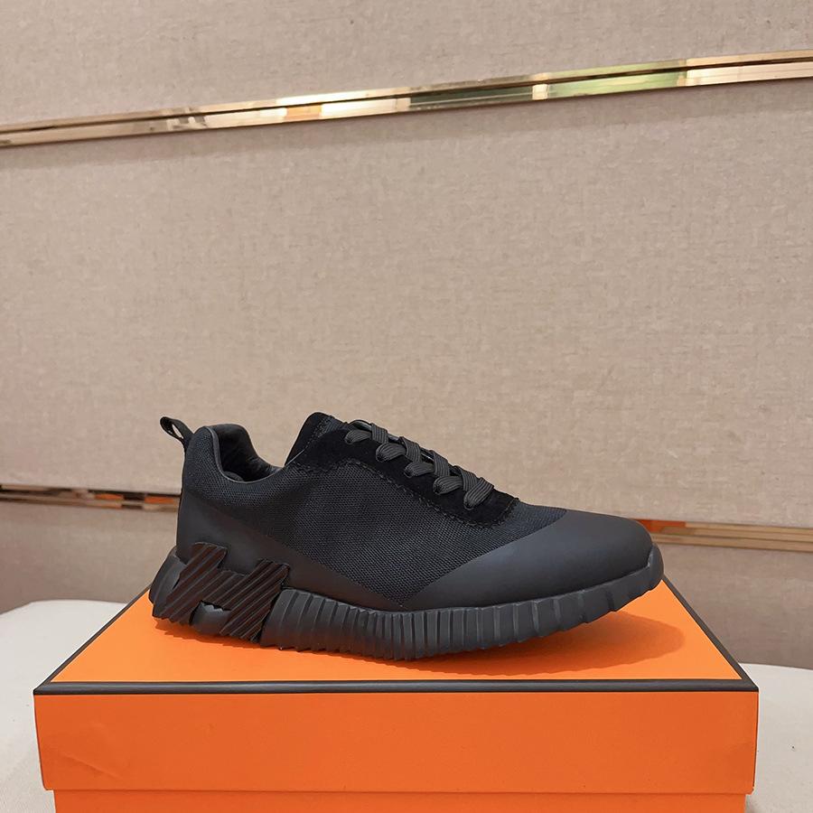 2025 Europäischer Stil Herren Casual Mesh Sneakers: Atmungsaktive, vielseitige Schnür-Skateschuhe