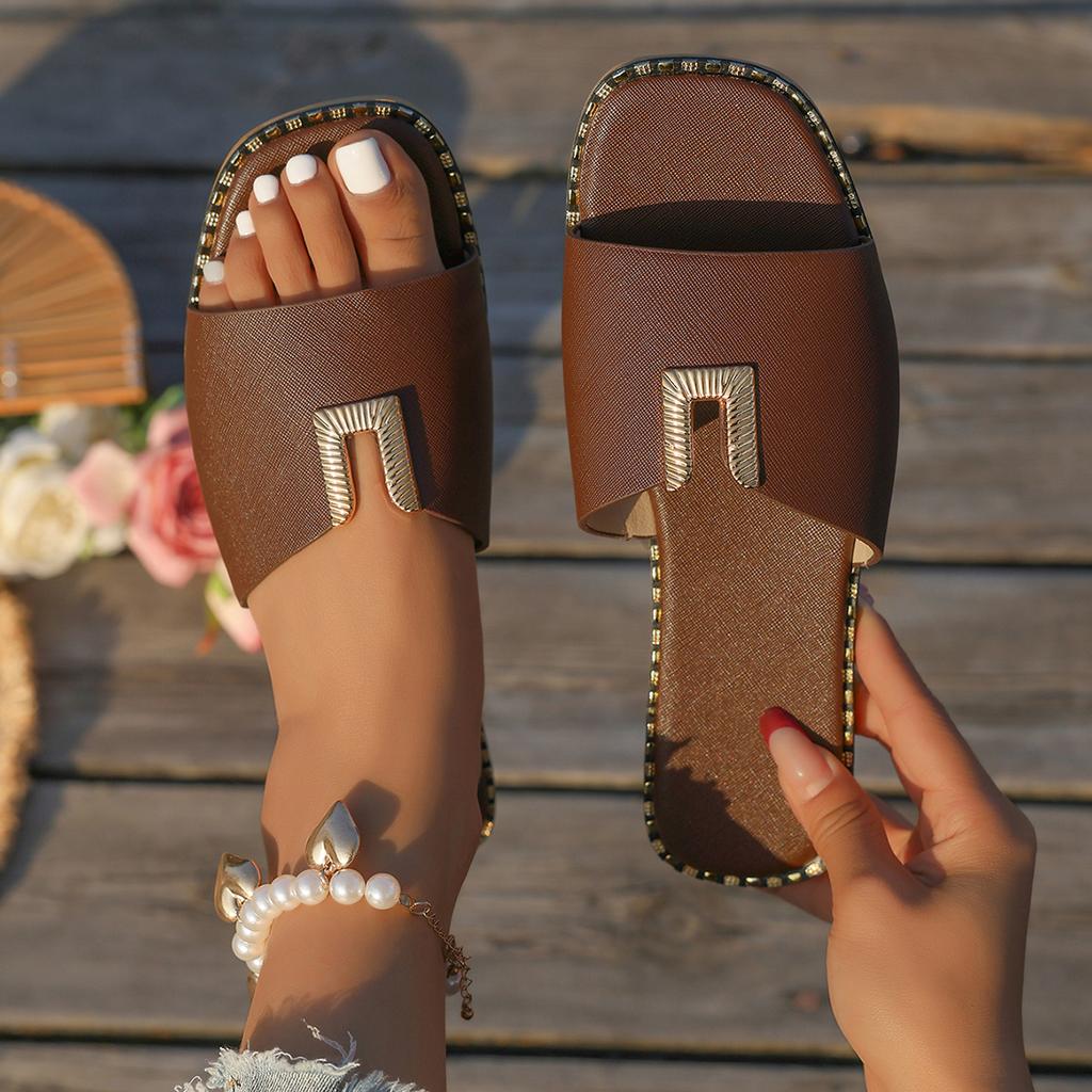 Trend Women Slippers New Summer Flat Sandals Fashion Outdoor Comfortable Slippers Flip Fops Casual Shoes Designer Slides Women