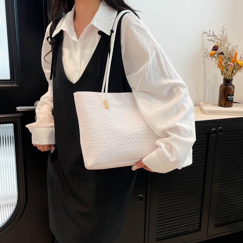 Large Capacity Solid Color Casual Bag New Retro Versatile Shoulder Underarm Bag Portable Tote Bag