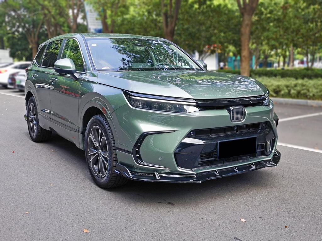 23 Honda CR-V Front Lip Body Kit: Includes Side Skirts, Rear Spoiler, Rear Lip, Corner Covers & Louvers