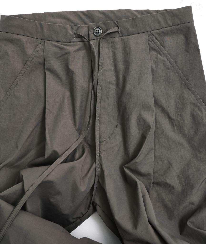 999Hyumeoniti Nylon Easy Pants (Khaki)
