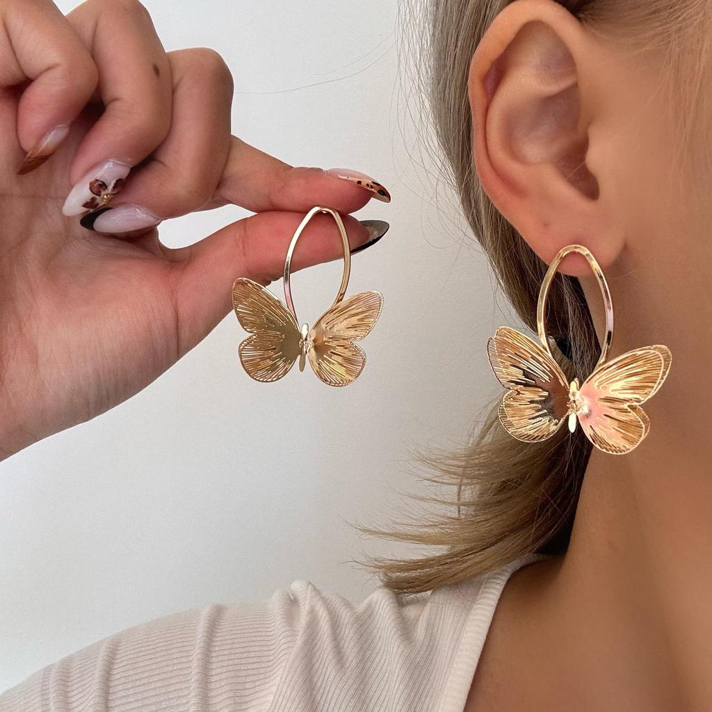 Elegant Gold Butterfly Earrings for Women: Versatile, Stylish Ear Jewelry with a Unique Design