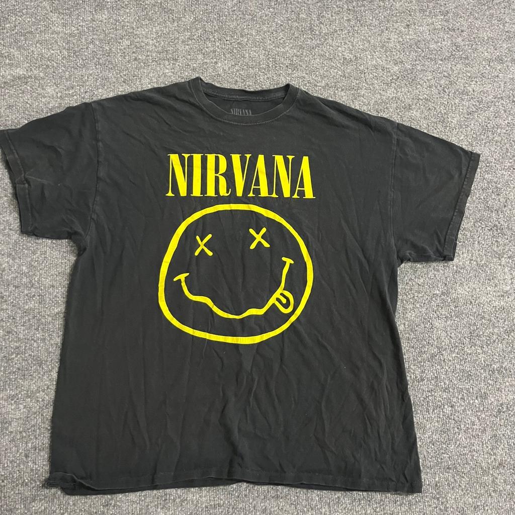 Nirvana T Shirt Mens Size XL Black Yellow Smiley Face Graphic Logo Rock Band Tee