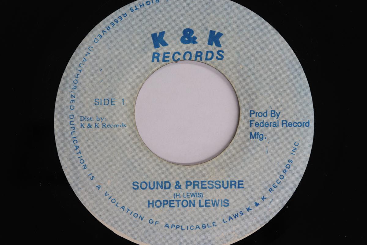 

7inch Record HOPETON LEWIS / RECORD SPECIALISTS - Sound & Pressure / Dynamic Pressure NONE K & K RECORDS Jamaica Reggae, Ska & Dub Used