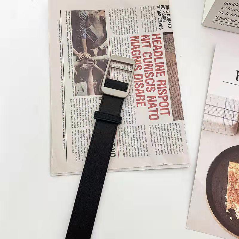 

Retro Womens Inspired Square Buckle Belt With No Holes Available In Classic Black And Coffee Colors чорний