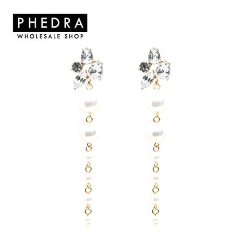 

Women s Flower Cubic Pearl Long Earrings A25183_ONECOLOR