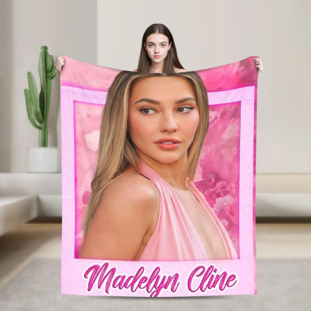 Super Soft Throw Blanket Travel Office Madelyn Cline Beautiful Actress Poster Blanket Flannel For Outdoor Trend Sofa Bed Cover