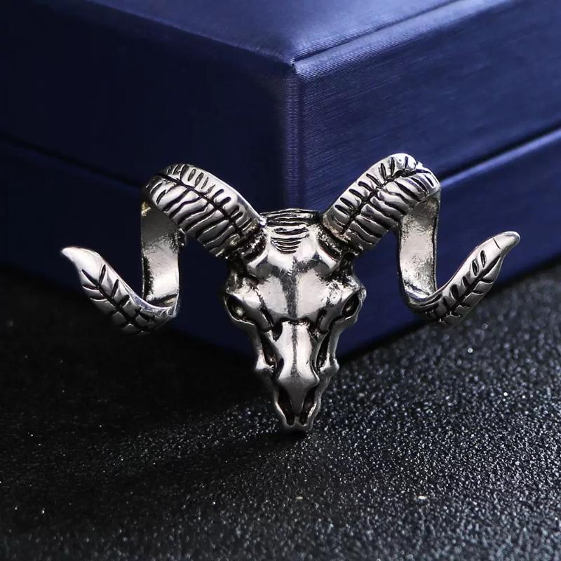 Retro Ram Skull Brooch Polished Alloy Metal Unique Gothic Punk Style for Party Wear Fashion Jewelry Accessory for Teens