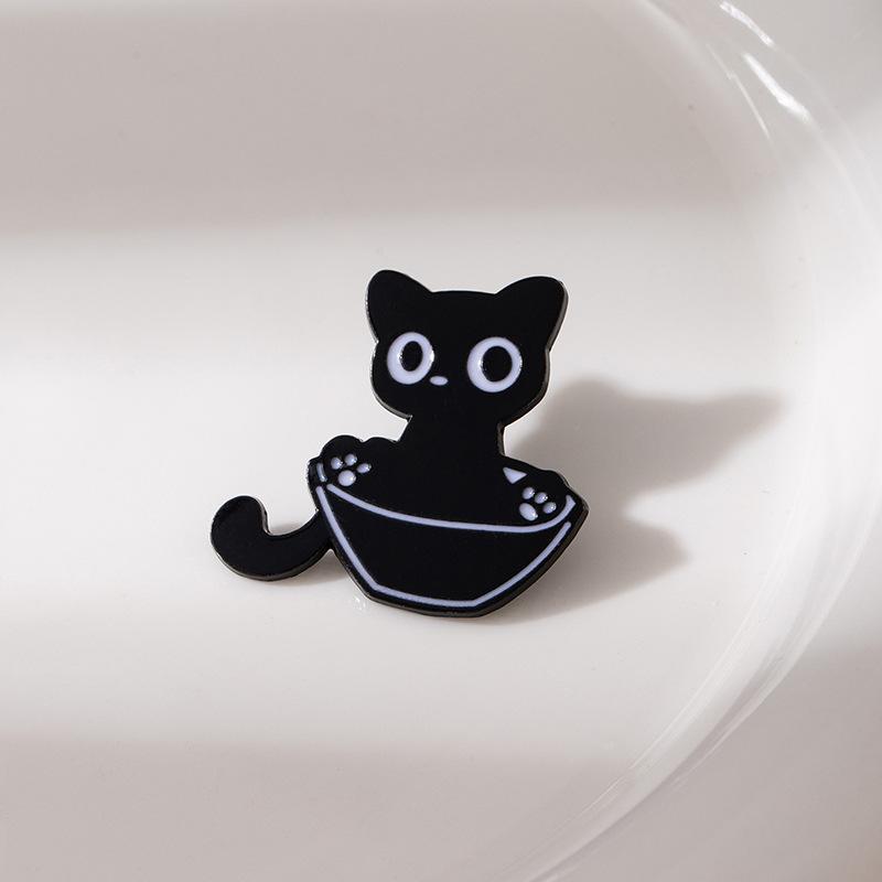 Cute Cartoon Little Black Cat Brooch Black Kitten Liquid Cat Personality Black Cat Alloy Badge Clothing Accessories