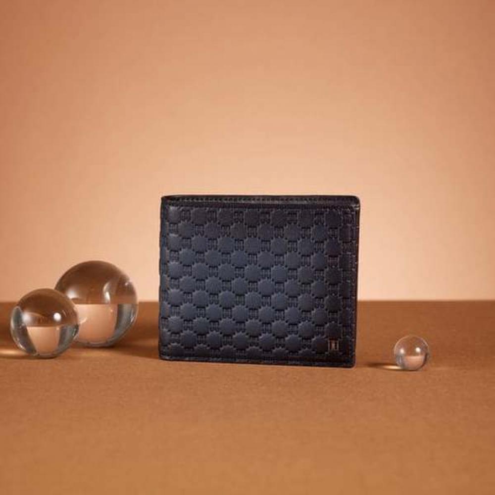 

Daks Leather Wallet With Gradation Model Dbwa4f251n2 Single option