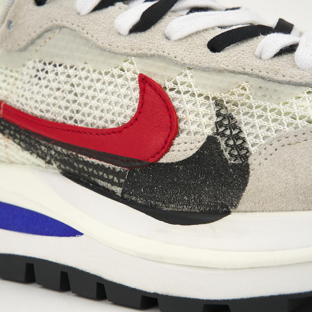 Sacai X Nike VaporWaffle Sail Unisex Sneakers White Light-Bone Game-Royal CV1363-100