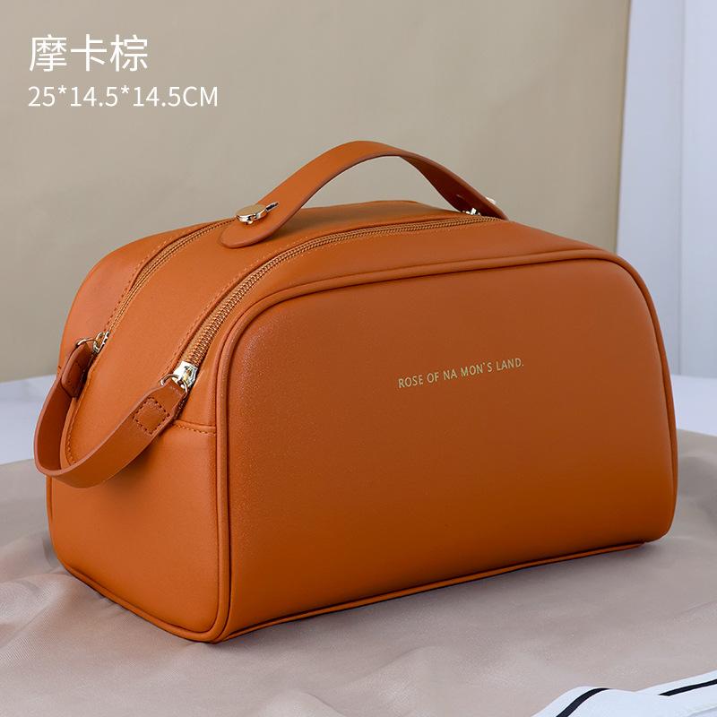 Cosmetic bag women's oversized capacity portable ins premium sense waterproof new travel makeup toilet bag storage bag