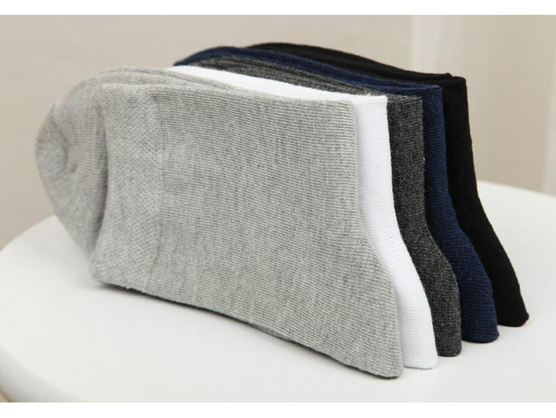 Męskie Skarpetki Bawełniane do Połowy Łydki Pudełko Prezentowe - 5 Par, Jednolite Kolory na Jesień i Zimę