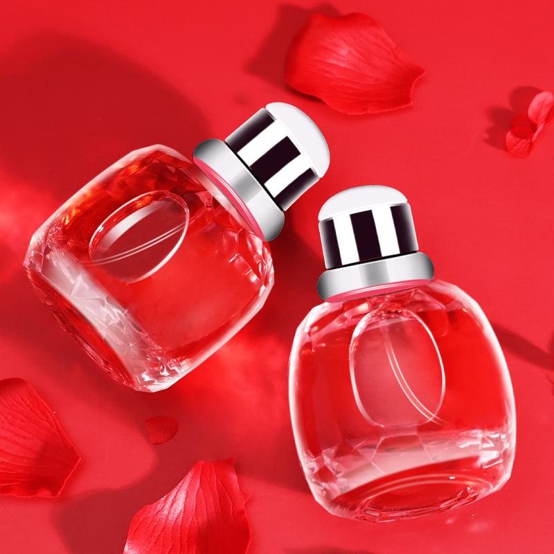 The new Dream Back to Paris reverses Paris perfume women's light fragrance lasts for a long time and is fresh