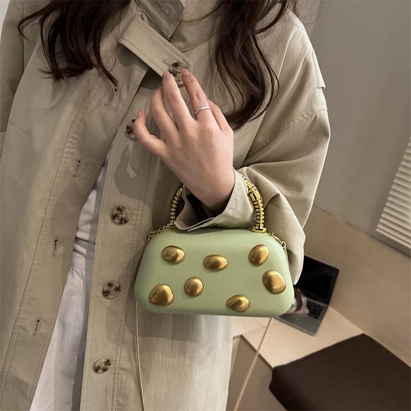 Women's cosmetic bag luxury designer bags 2025 new shoulder messengerbag high end wallet korean popular clutch Rivet evening bag