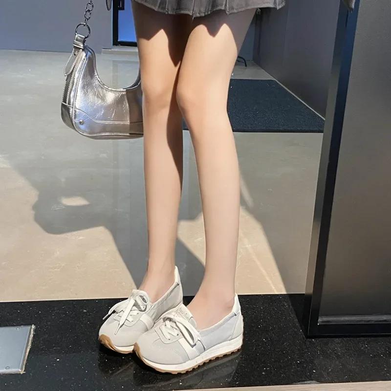 Fashion New Shallow Mouth Casual Sneakers for Women Designer Soft-soled Lightweight Outdoor Sports Women Luxury Shoes