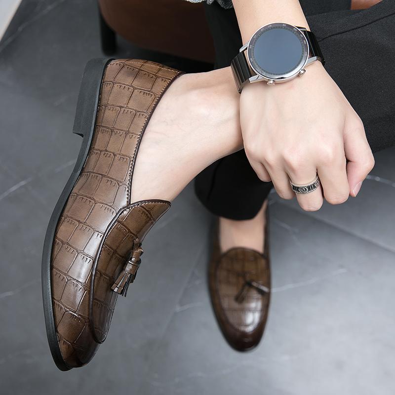 Classic Men's Leather Tassel Loafers Handmade Slip-On Casual Shoes Comfortable for Office Footwear 2025 New Mens Slip on Flats