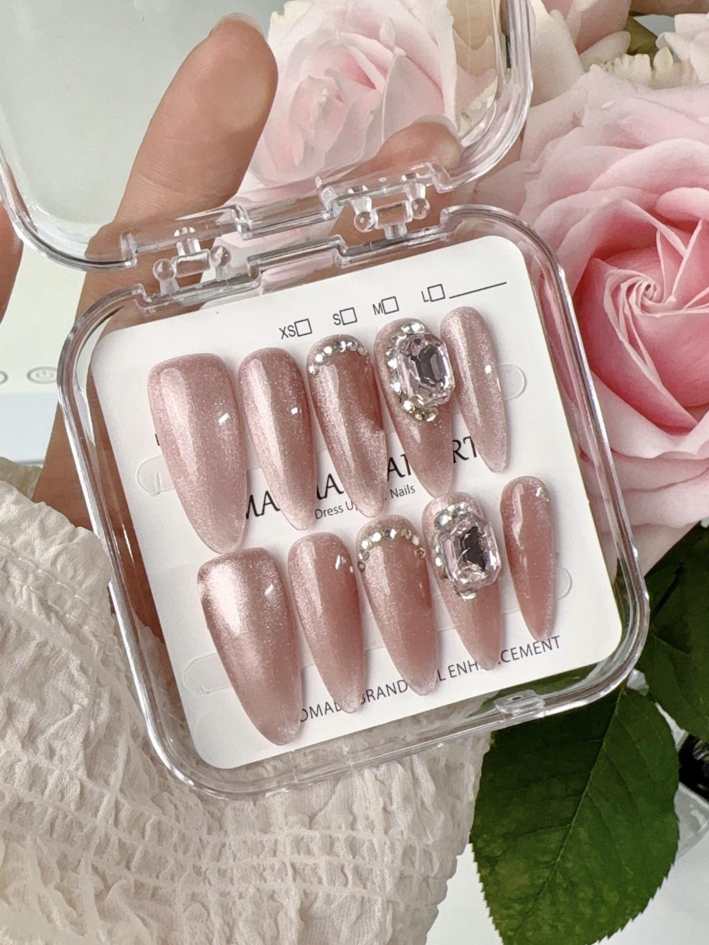 

Кошачий Длинный Роскошный Глаз Наклейки для Ногтей Ручной Работы Терапевтические и Гламурные Варианты Xs S M L M