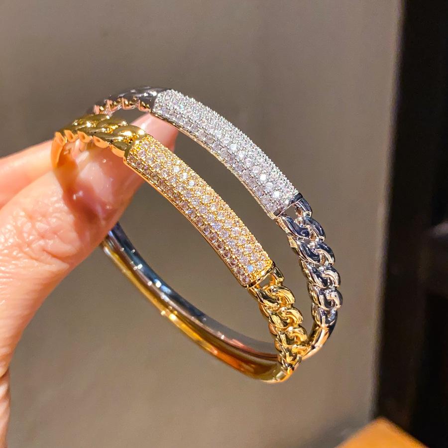 Quadratische Wickelschnalle Armband, Einfaches und Modisches Armband, Leichter Luxus und Hochwertiger Schmuck für Damen