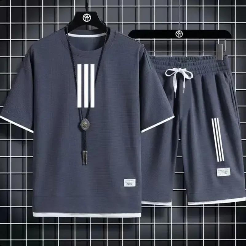 

Adida Новые мужские спортивные костюмы 2 шт. Костюмы с коротким рукавом с принтом Футболка + спортивные штаны Комплекты Sutdent Повседневная летняя спортивная одежда XL