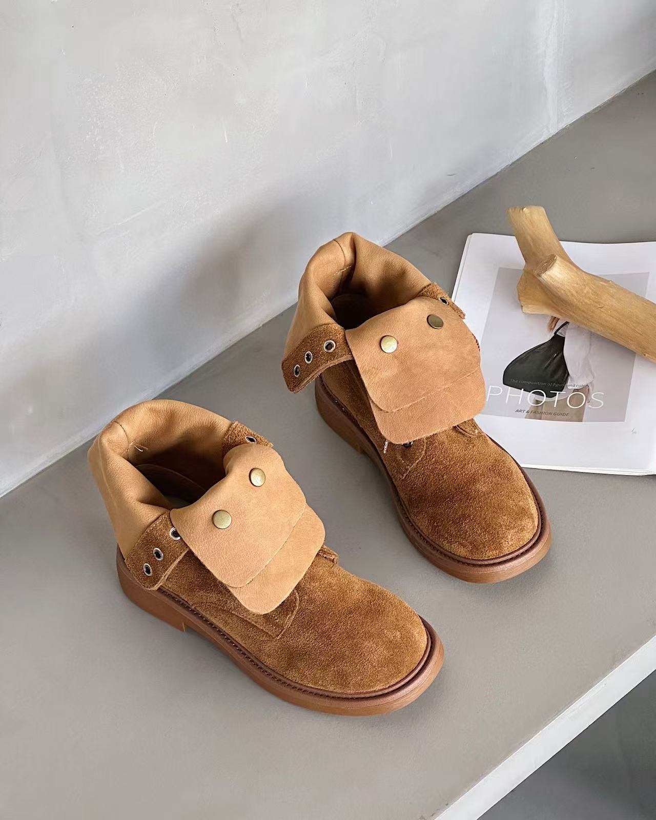 

Khaki short boots women s frosted Martin boots women s new flat-bottomed thick-soled autumn and winter boots women s 40